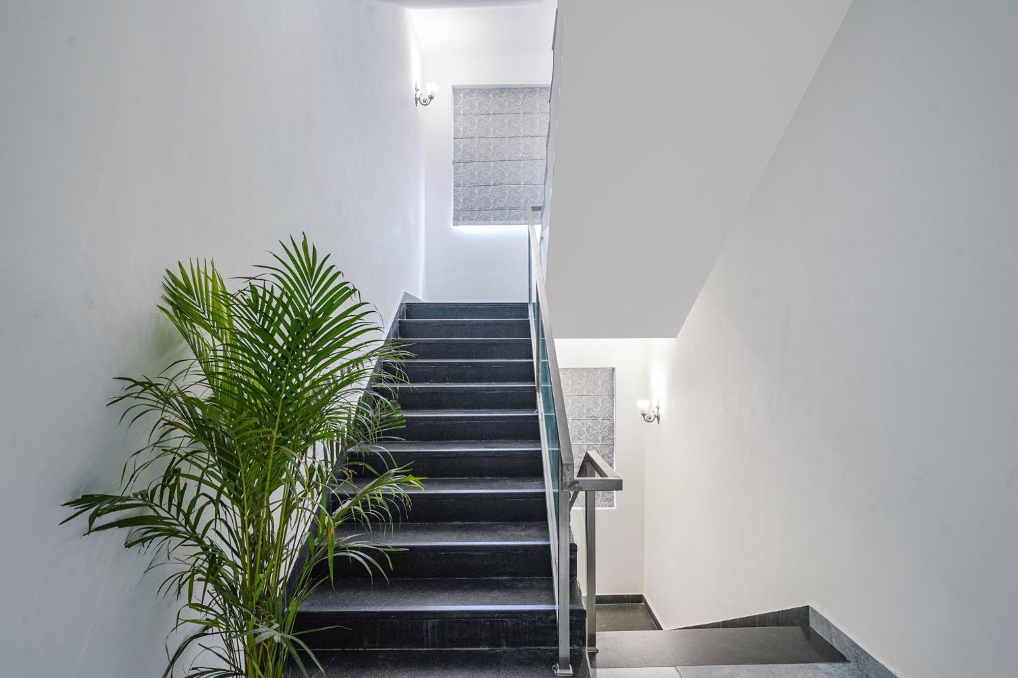 Fabhotel Prime Cloud 5 Studios Hyderabad Exterior foto